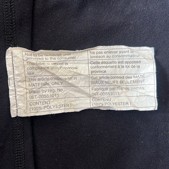 Lululemon Long Sleeve T-Shirt with Thumbholes, Size 6. Rare Find! - Picture 11 of 11